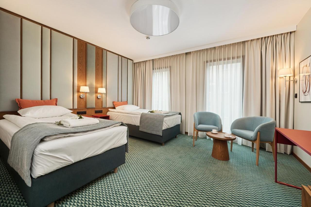 Gwarna Aparthotel City Center Wroclaw By Noclegi Renters ภายนอก รูปภาพ