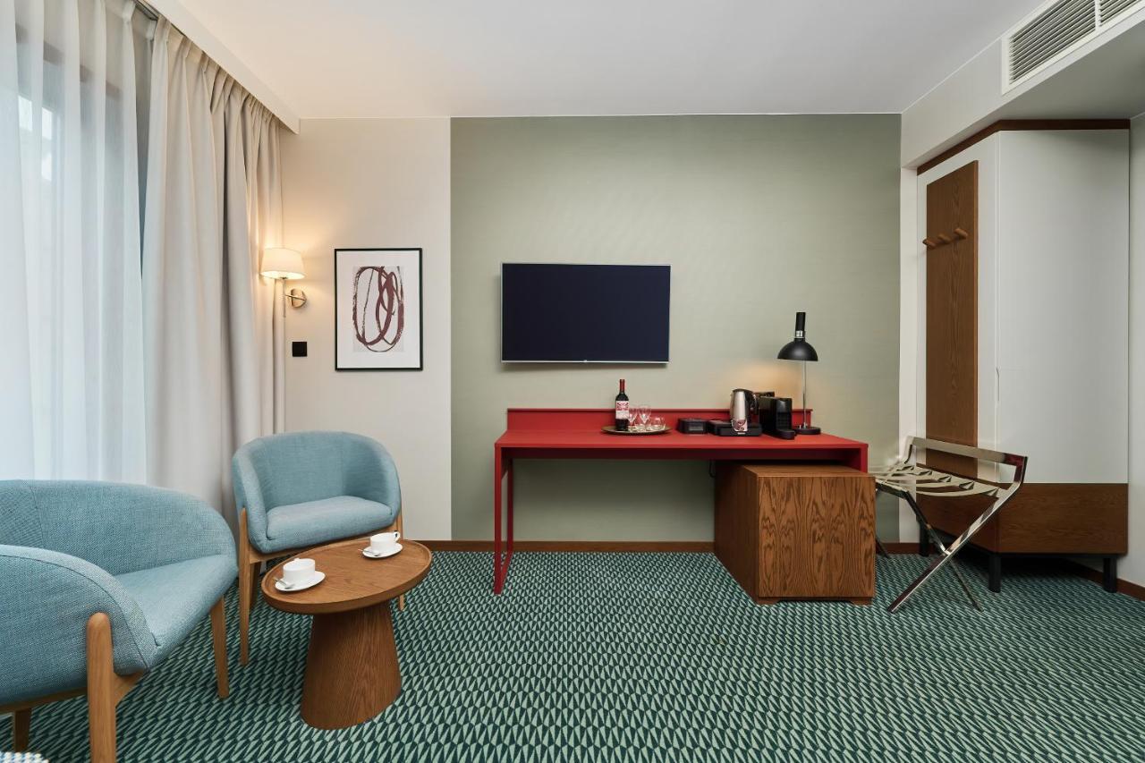 Gwarna Aparthotel City Center Wroclaw By Noclegi Renters ภายนอก รูปภาพ