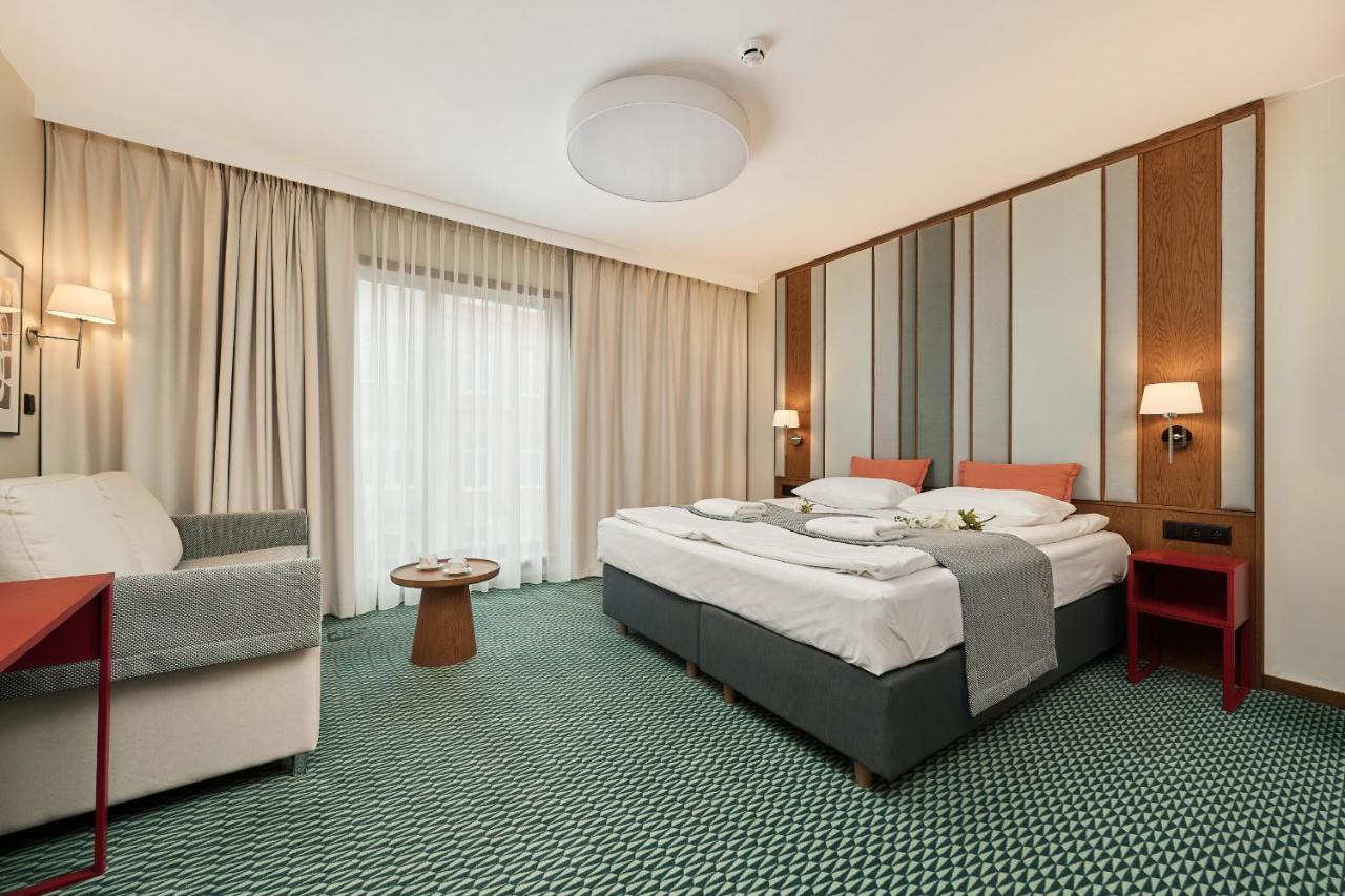 Gwarna Aparthotel City Center Wroclaw By Noclegi Renters ภายนอก รูปภาพ
