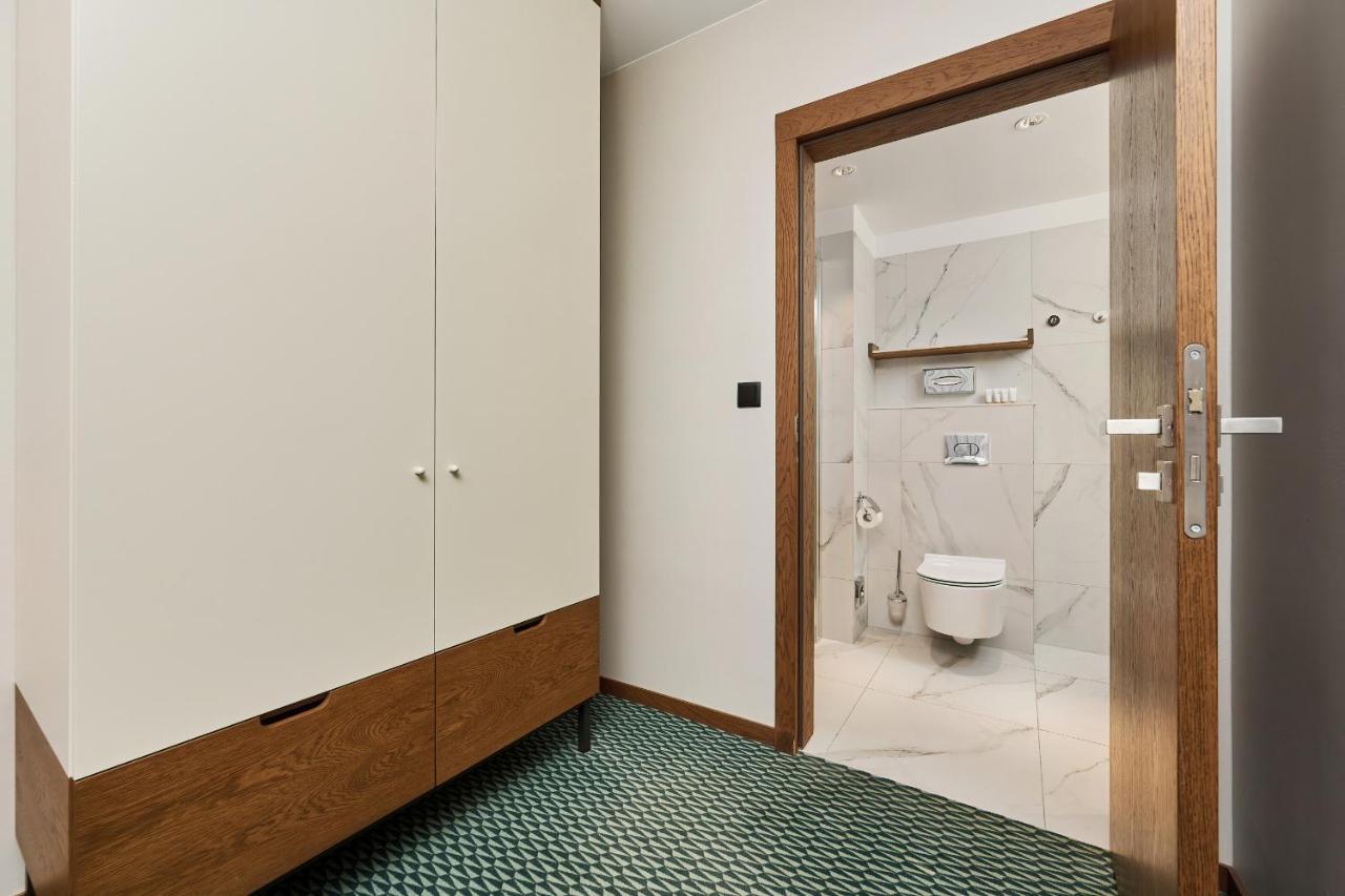 Gwarna Aparthotel City Center Wroclaw By Noclegi Renters ภายนอก รูปภาพ