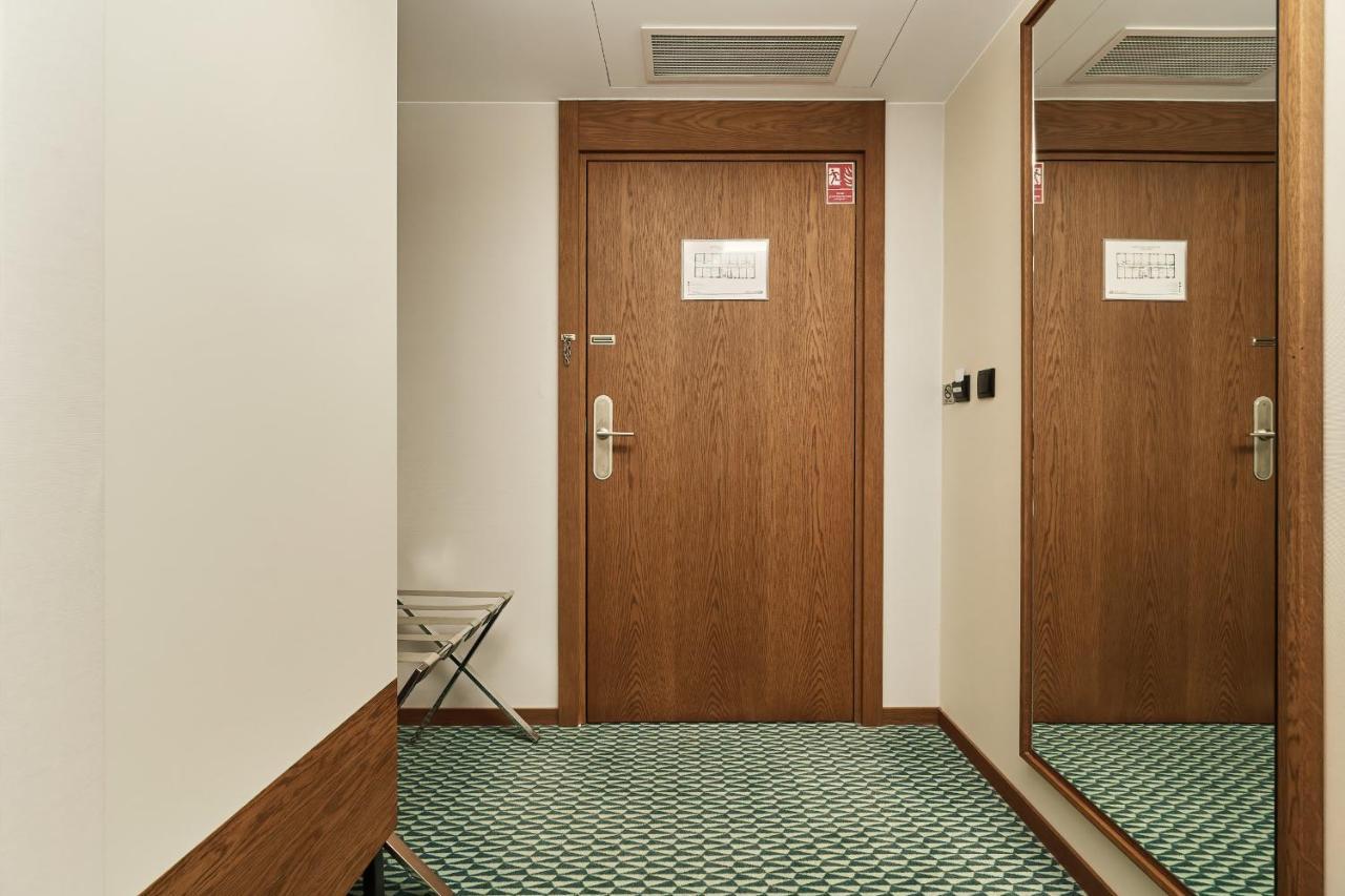 Gwarna Aparthotel City Center Wroclaw By Noclegi Renters ภายนอก รูปภาพ