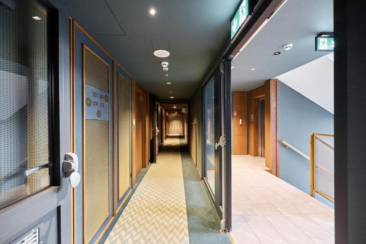 Gwarna Aparthotel City Center Wroclaw By Noclegi Renters ภายนอก รูปภาพ