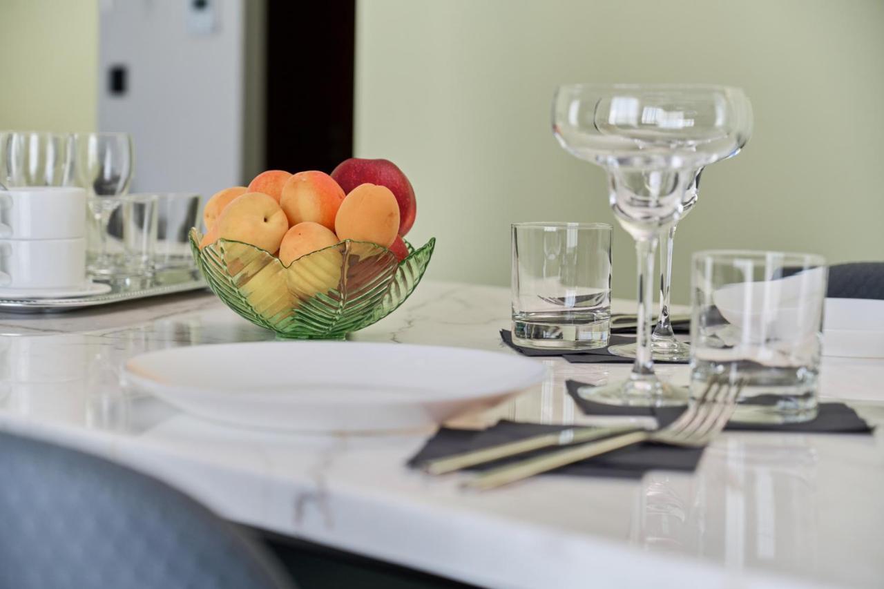 Gwarna Aparthotel City Center Wroclaw By Noclegi Renters ภายนอก รูปภาพ