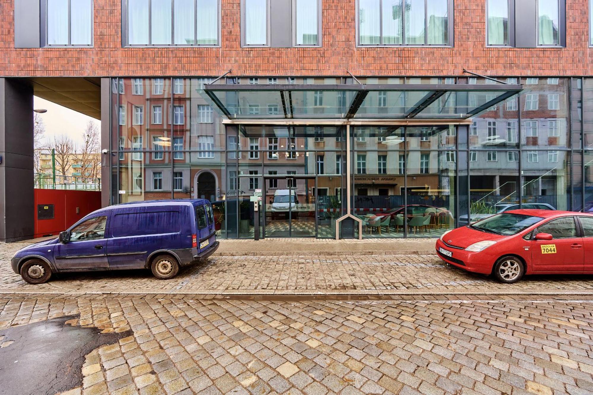 Gwarna Aparthotel City Center Wroclaw By Noclegi Renters ภายนอก รูปภาพ