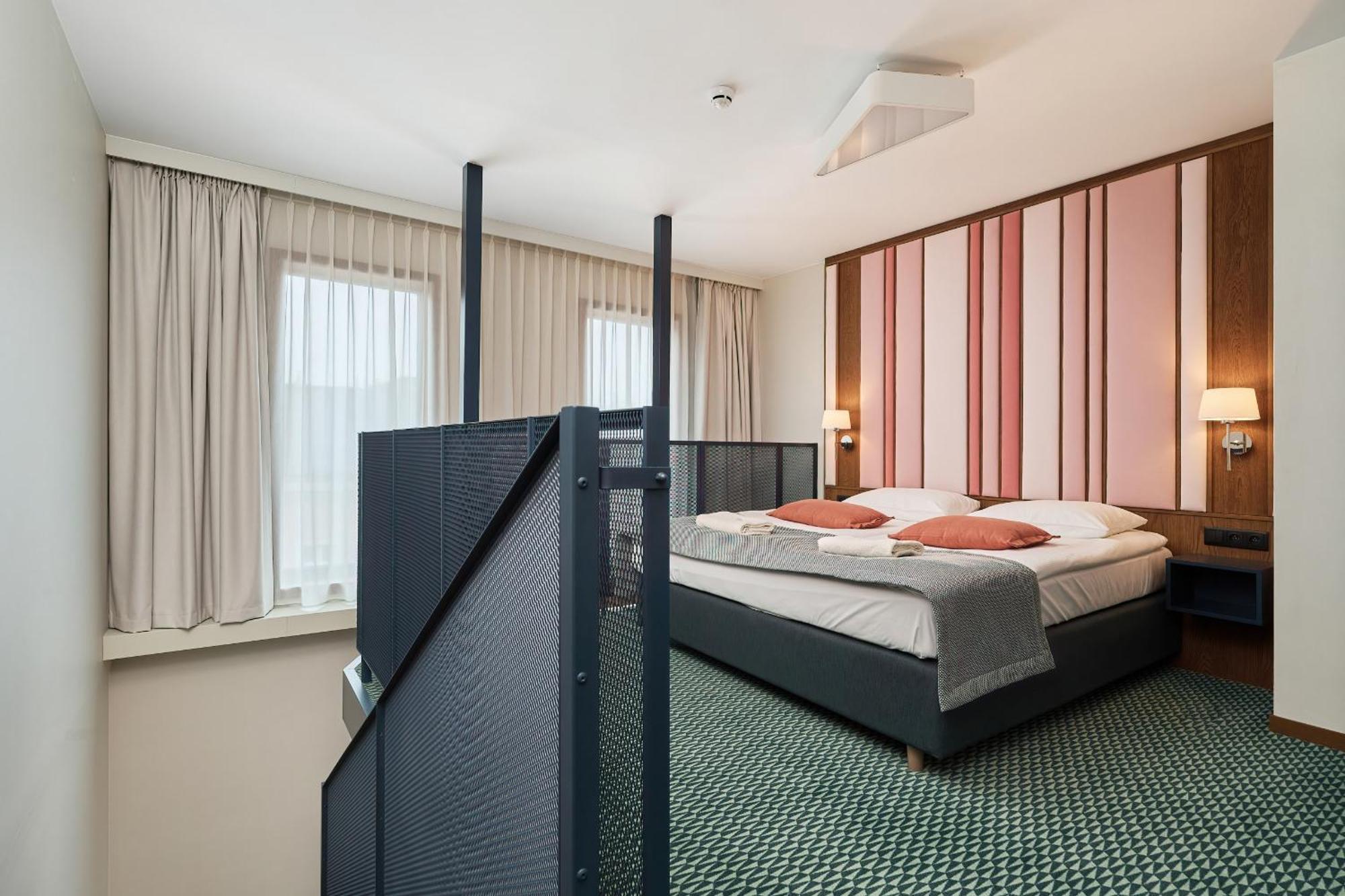 Gwarna Aparthotel City Center Wroclaw By Noclegi Renters ภายนอก รูปภาพ