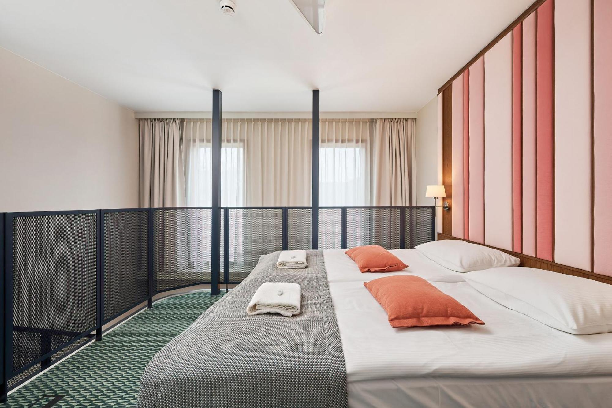 Gwarna Aparthotel City Center Wroclaw By Noclegi Renters ภายนอก รูปภาพ
